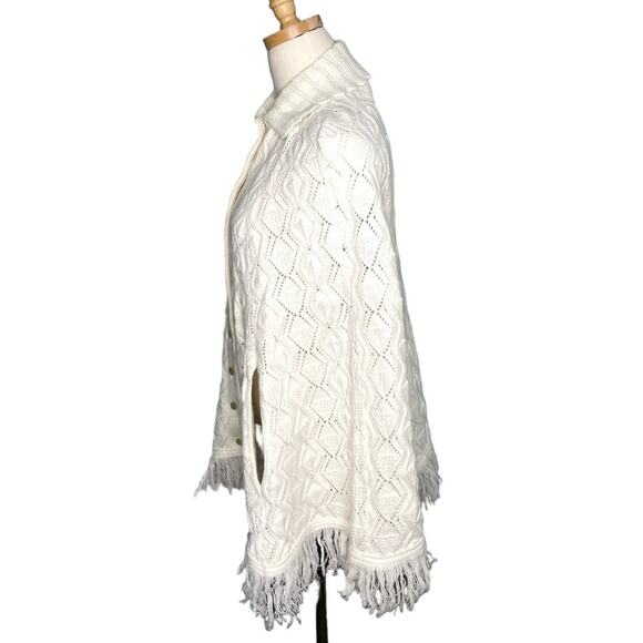Vintage 70s/80s Ivory Cable Knit Fringe Poncho Sweater Cape Pearl Button Western - Picture 5 of 7